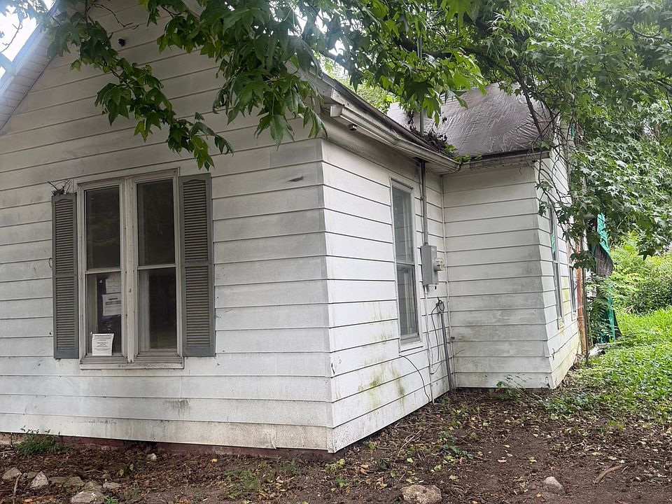 1st image of 707 N Madison St
