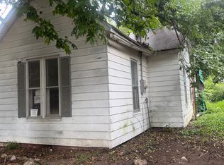 707 N Madison St, Litchfield, IL 62056