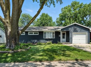 3018 Grove St, Davenport, IA