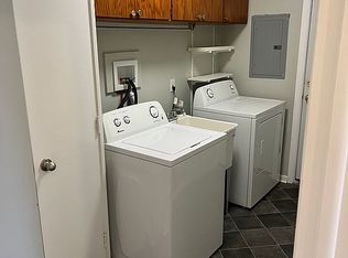 313 N Helen Ave, Rochester, MI 48307