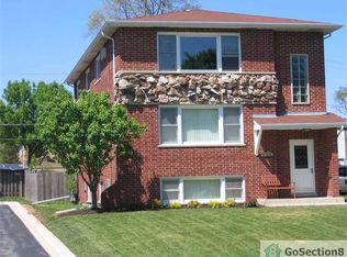 1219 Taft Ave APT 2, Wheaton, IL 60189