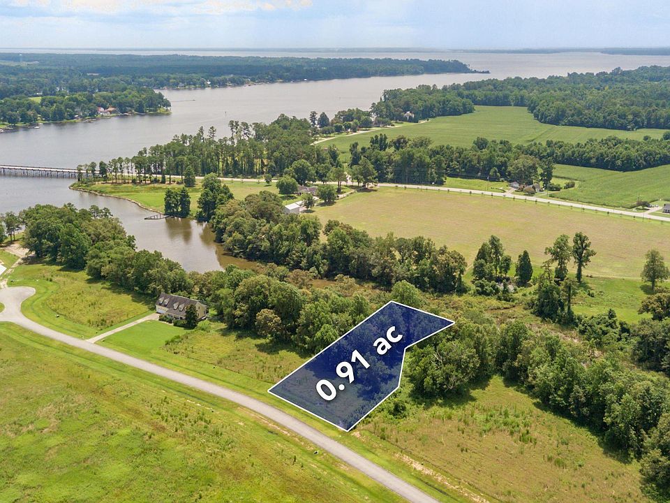 1st image of 160 Bridgewater South Drive