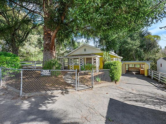 4th image of 601 Robinson Road