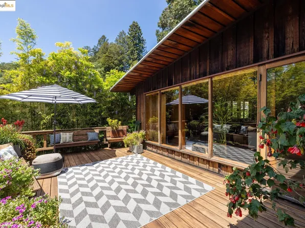 990 Regal Rd, Berkeley, CA 94708