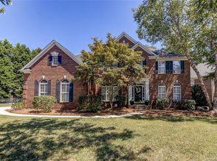 15926 Agincourt Dr, Huntersville, NC 28078