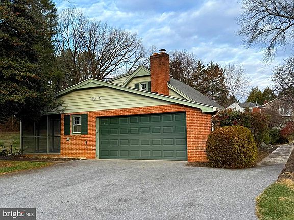 4th image of 642 Denton Dr N