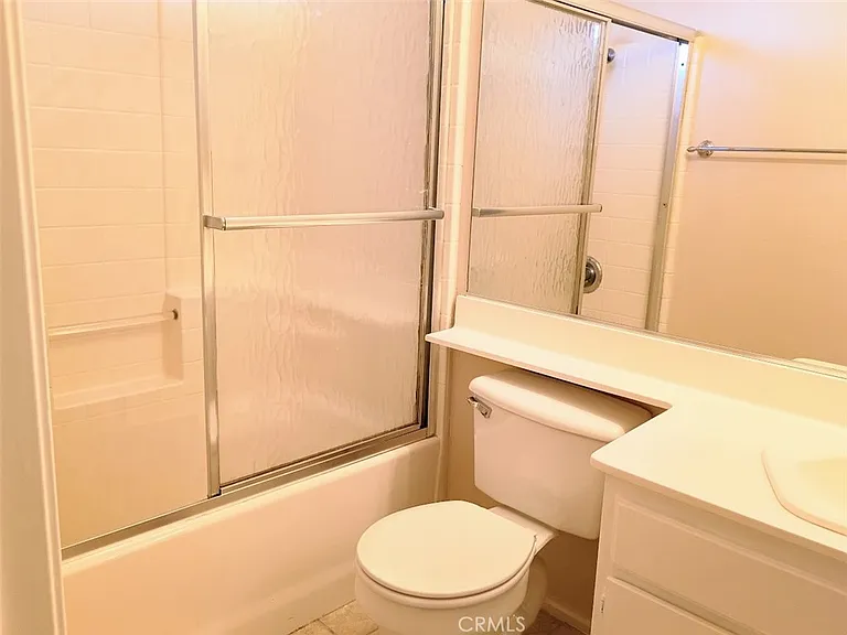 7631 Perth Ln — Photo 17