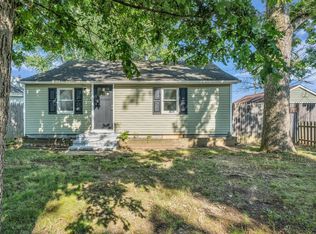 69 Commack Rd, North Babylon, NY 11703