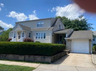 306 W Blancke St, Linden, NJ 07036