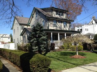 42 W Newell Ave, Rutherford, NJ 07070