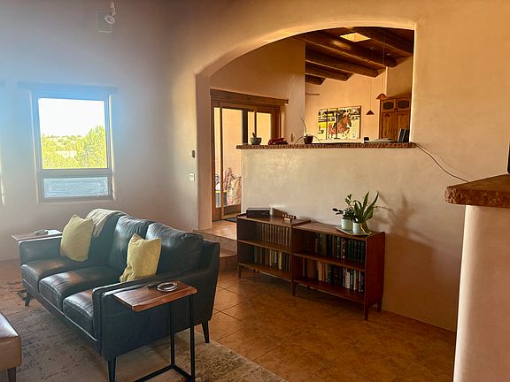 2nd image of 31 Calle Capulin