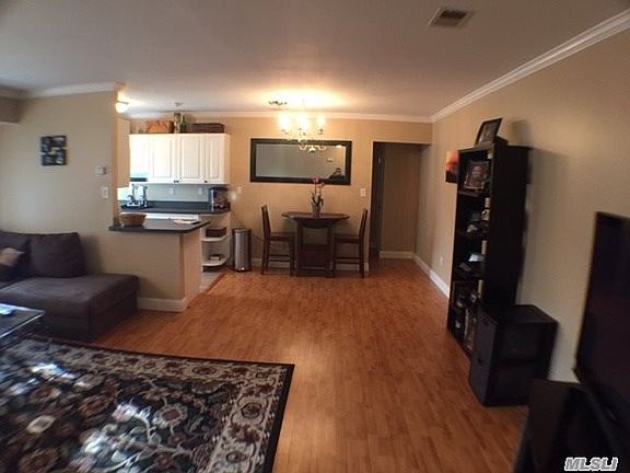 3rd image of 30 Houston Ct #H30