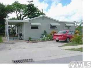 2960 Chickamauga Ave, West Palm Beach, FL 33409