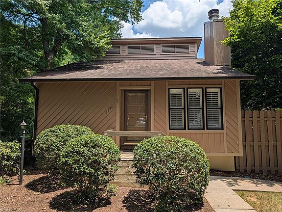 2nd image of 1686 Stonewood Dr