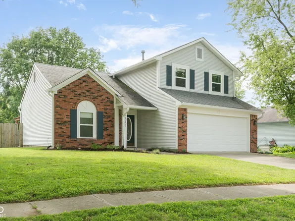 7541 Southern Lakes Dr, Indianapolis, IN 46237
