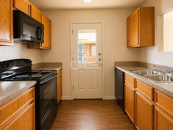 2nd image of 1529 Justin Loop #B