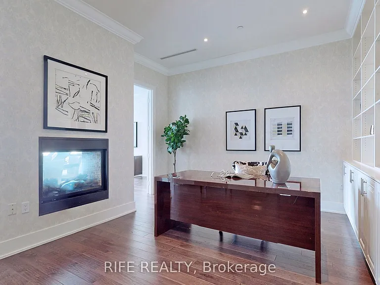 39 Queens Quay E #1208 — Photo 8