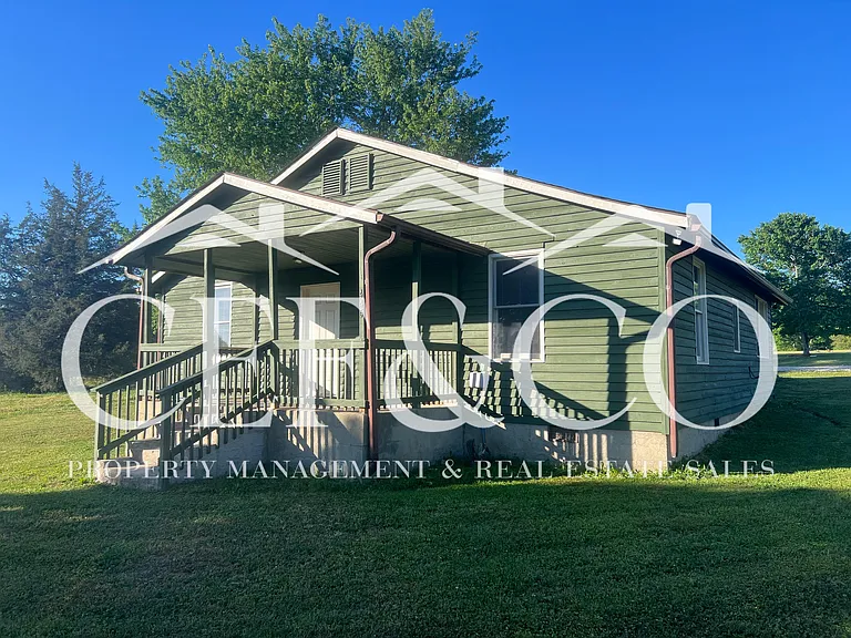 445 Pine Hills Rd — Photo 17