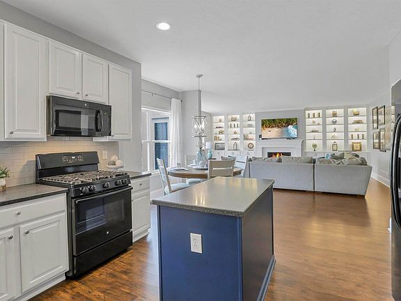 5th image of 7833 Polo Ln