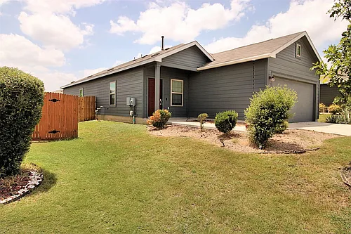 299 Emerald Green Trl Photo 1