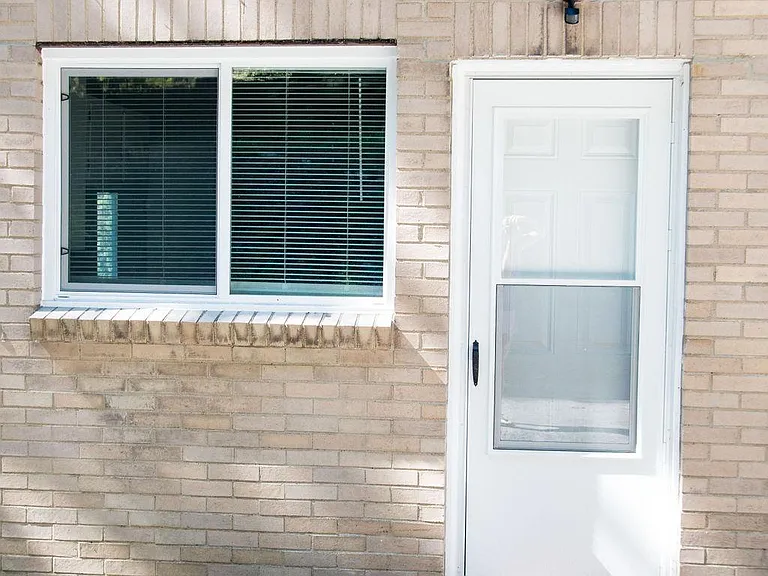 1223 Greenbrier Rd #1 — Photo 22