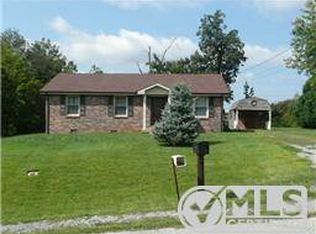 306 Carla Ct, Clarksville, TN 37043