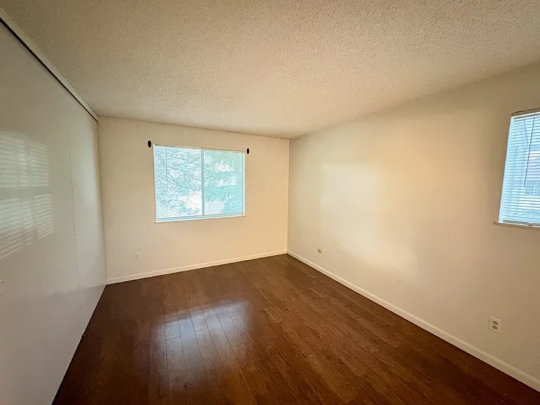 8555 Fairmount Dr #B205 — Photo 11