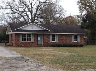 2069 Pinewood Rd, Sumter, SC 29154