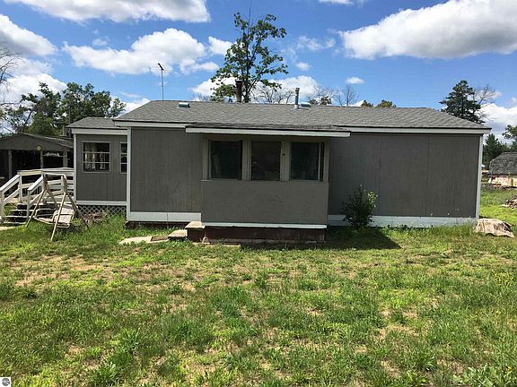 5th image of 1697 Northwoods Dr