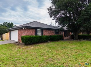 810 Courtney Ln, Copperas Cove, TX 76522