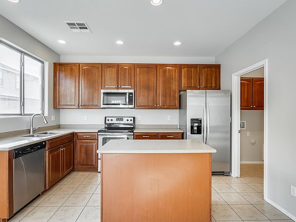 4th image of 17583 W Woodrow Ln