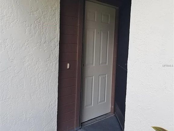2nd image of 4516 Heritage Oak Dr