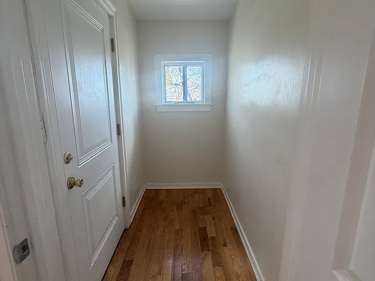 9 Nottingham St #1 — Photo 10