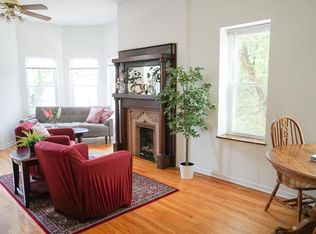 3032 N Racine Ave, Chicago, IL 60657