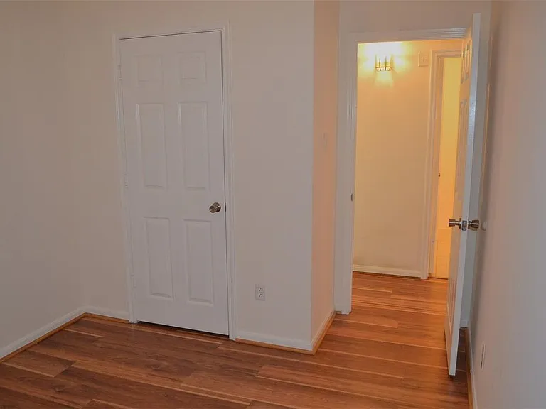 14107 Running Bear Dr — Photo 29