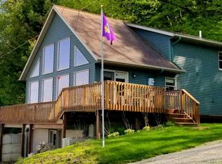 1932 Great River Rd #1, Lansing, IA 52151