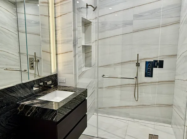 125 Greenwich Street image 4 of 19