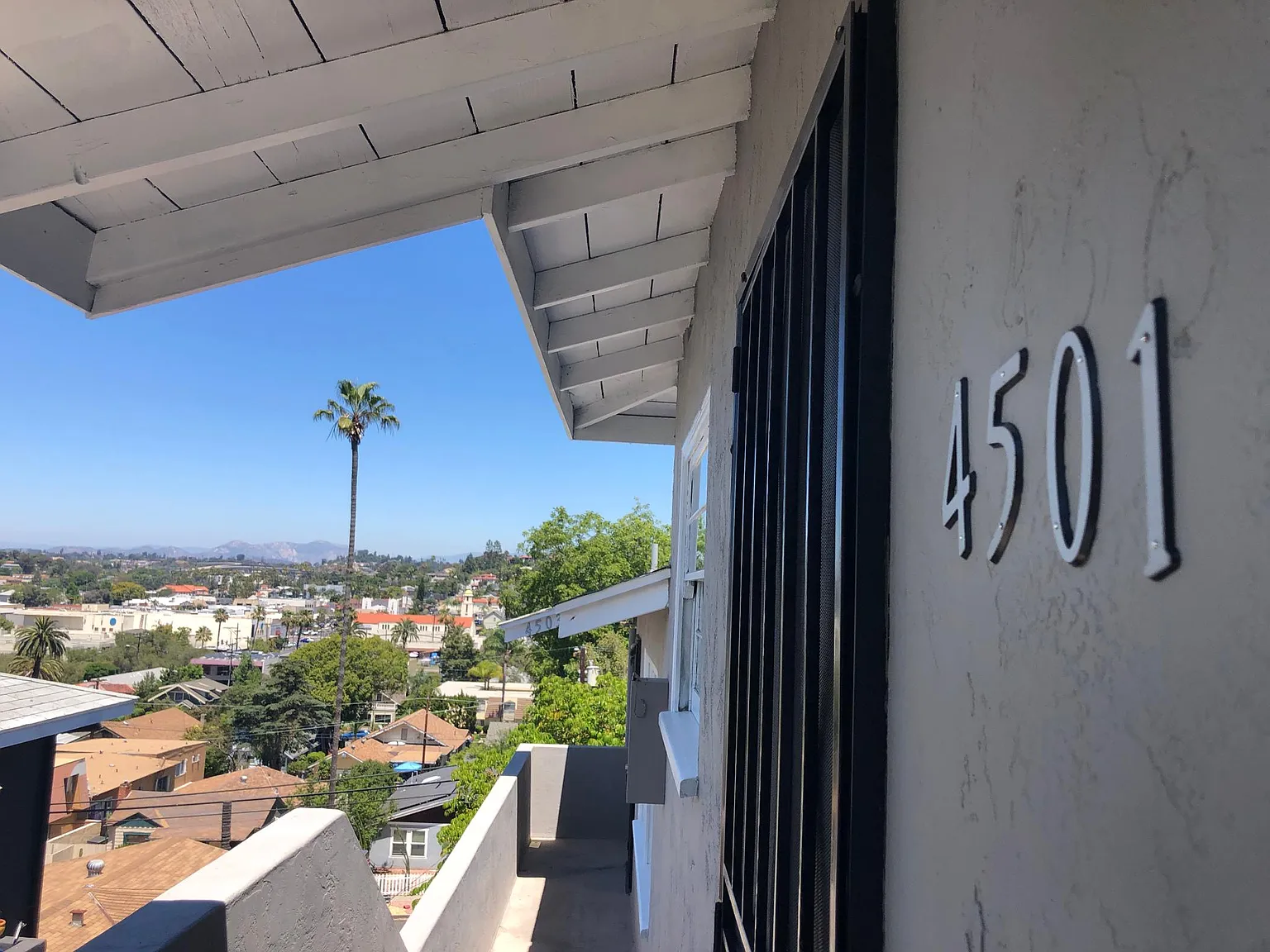 4501 Alta Ln — Photo 2