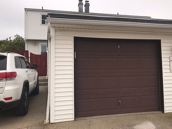 5th image of 7418 Yorktown Ct #A