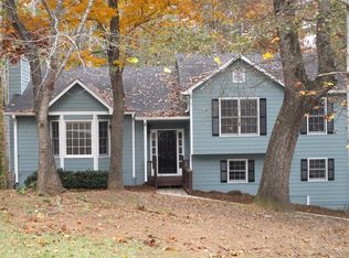 561 Nottingham Dr, Douglasville, GA 30134