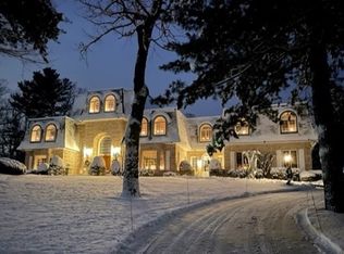 20 Castlemere Pl, North Andover, MA 01845