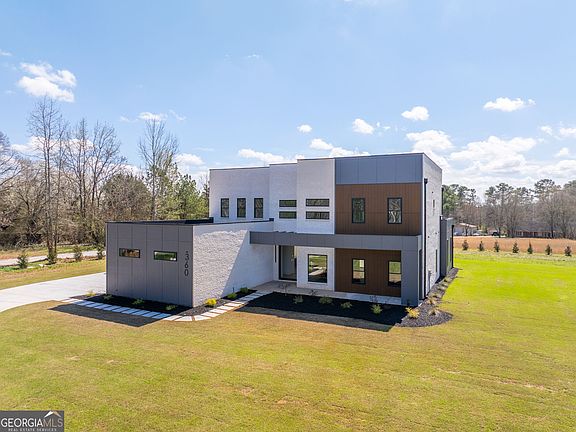 3rd image of 360 Campground Rd