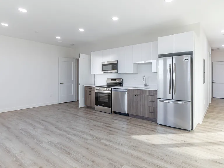 02 Harbor - Apt 502