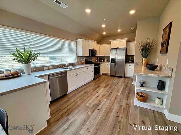 3rd image of 178 Goldcrest Ln