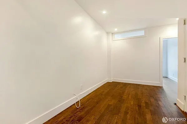 Rented by Oxford Property Group | media 31
