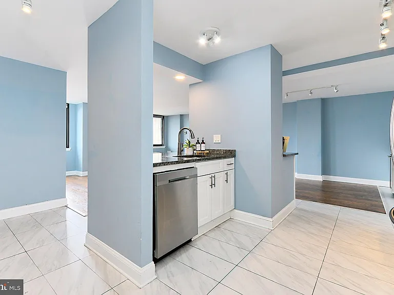 801 N Pitt St #1203 — Photo 11