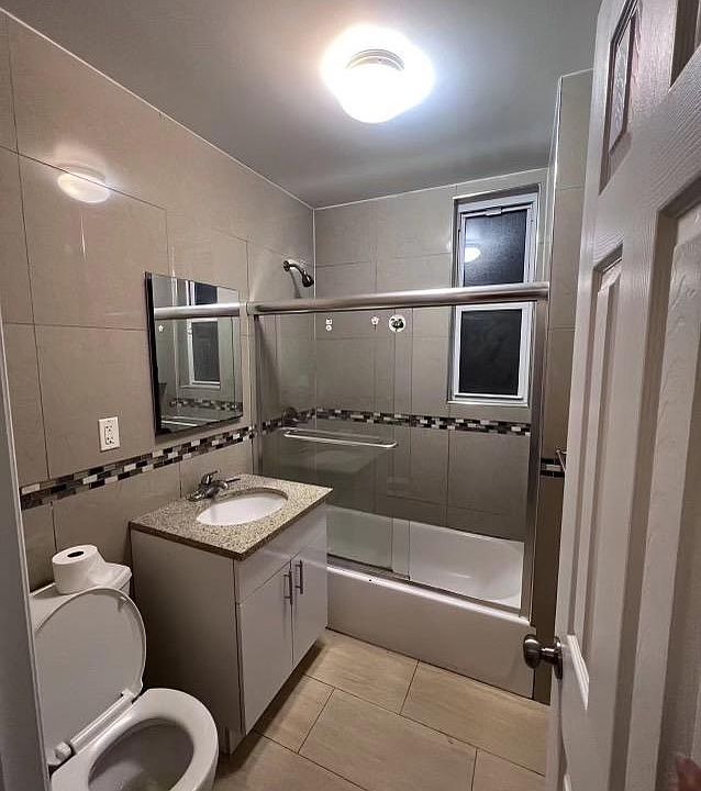 1st image of 59 Bay 8th St Floor 1