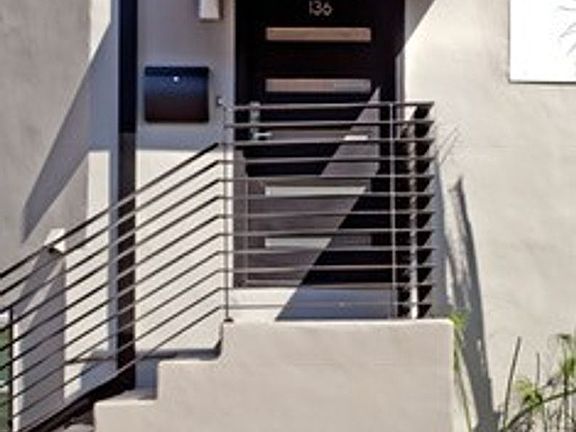 3rd image of 144 Bronwood Ave