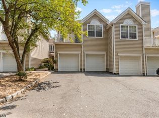 76 Springholm Dr, Berkeley Heights, NJ 07922