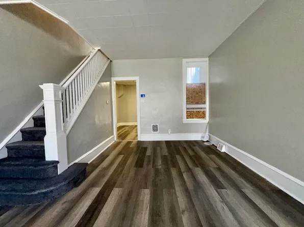 2004 Hart Ln, Philadelphia, PA 19134